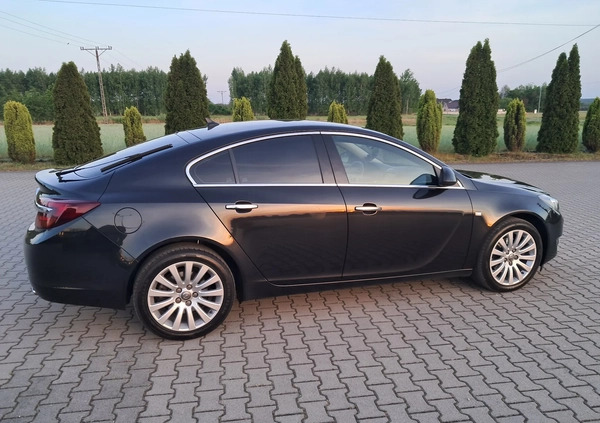 Opel Insignia cena 46900 przebieg: 144000, rok produkcji 2015 z Przedecz małe 781